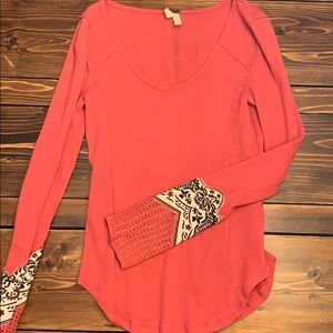 Free people long sleeve crochet sleeve henley